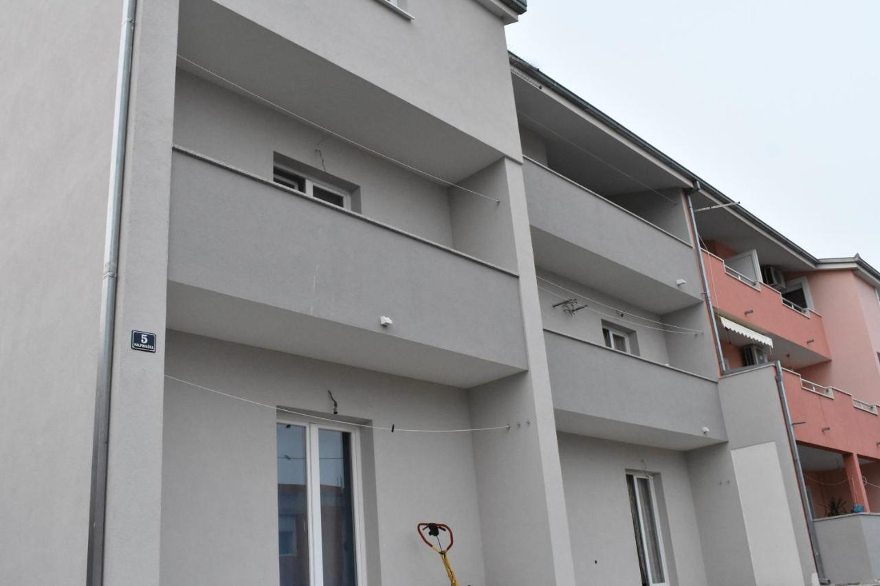 Apartmani Skorpion Kaštela المظهر الخارجي الصورة
