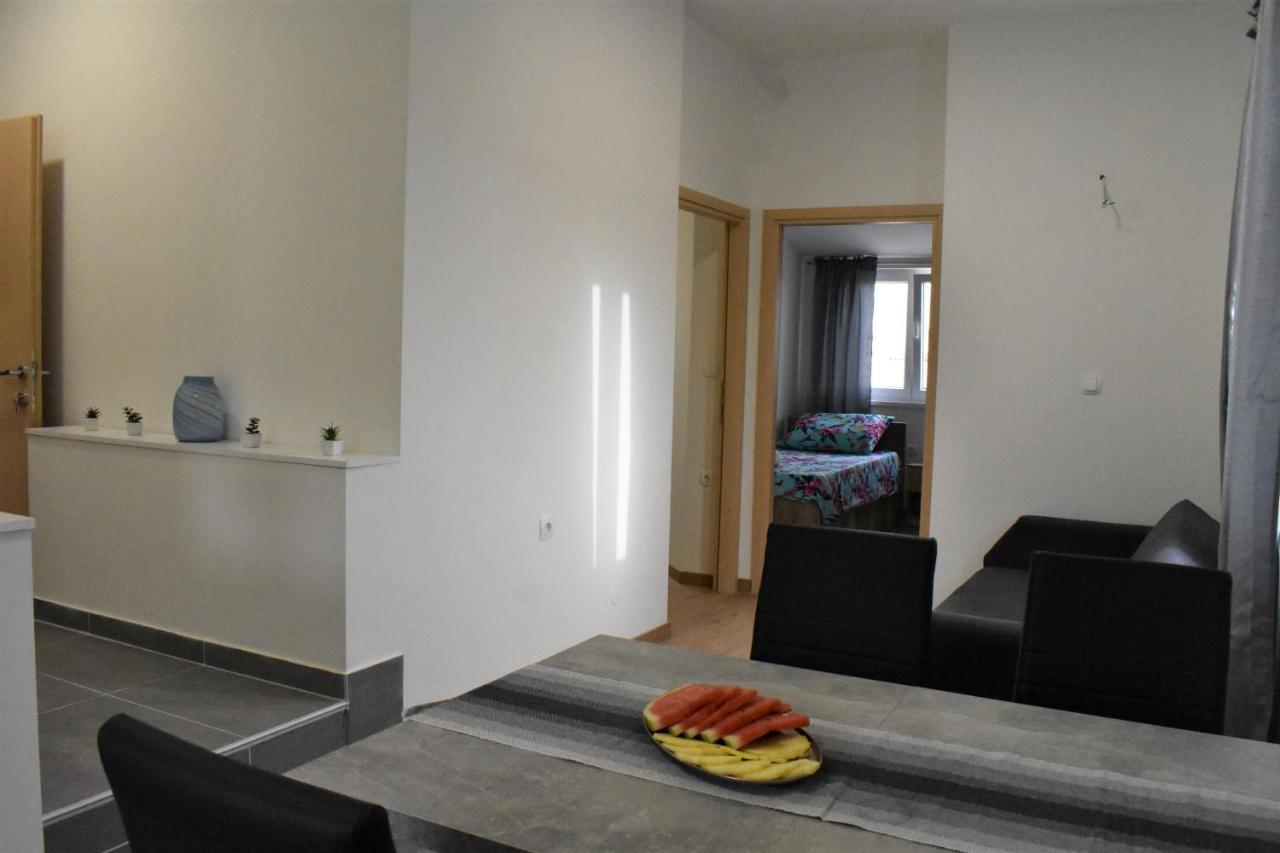 Apartmani Skorpion Kaštela المظهر الخارجي الصورة