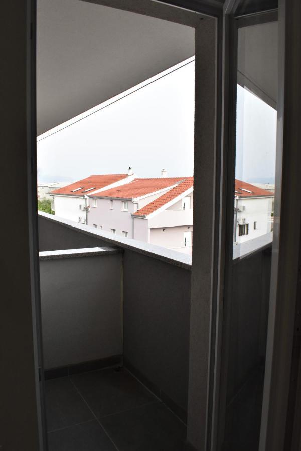 Apartmani Skorpion Kaštela المظهر الخارجي الصورة