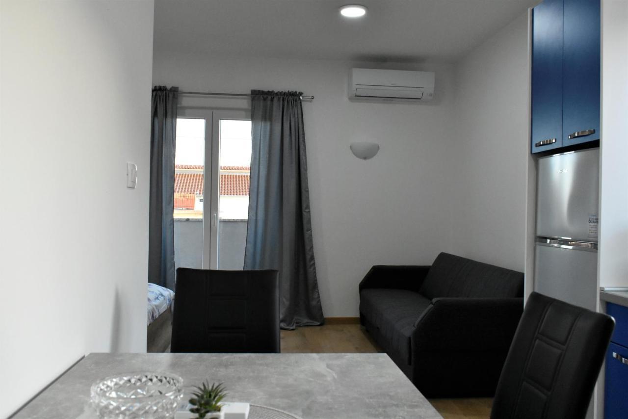 Apartmani Skorpion Kaštela المظهر الخارجي الصورة
